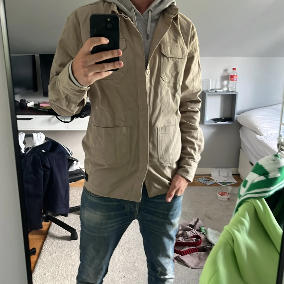Beige overshirt från Nominal