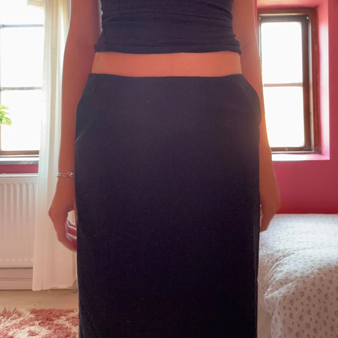 Svart långkjol med dragkedja - 1