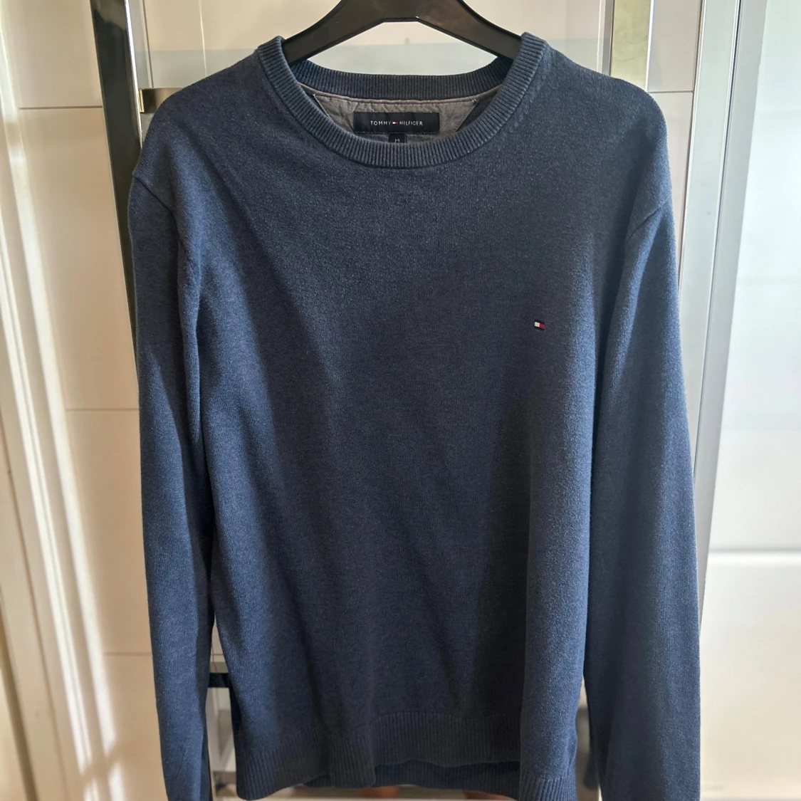 Blå tröja Tommy Hilfiger - 1