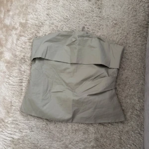 Zara topp - Tub topp från Zara. Storlek M ❤️