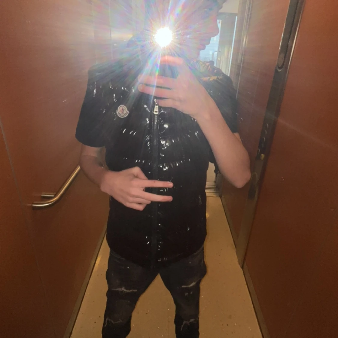 Svart dunväst från Moncler