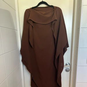 Brun khimar - Brun khimar från Ina collection i bra skick 