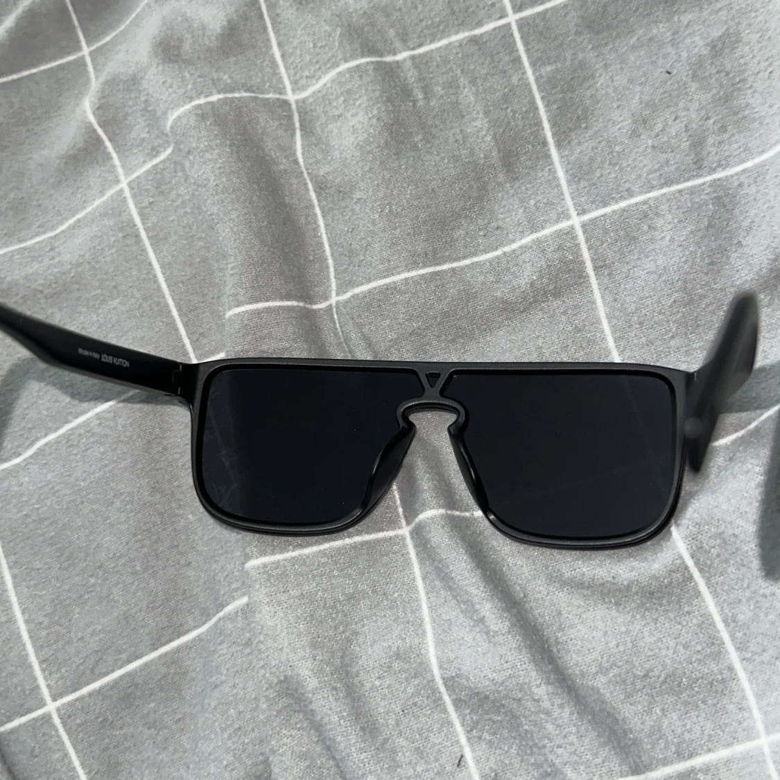 Svarta Louis Vuitton solglasögon - 1