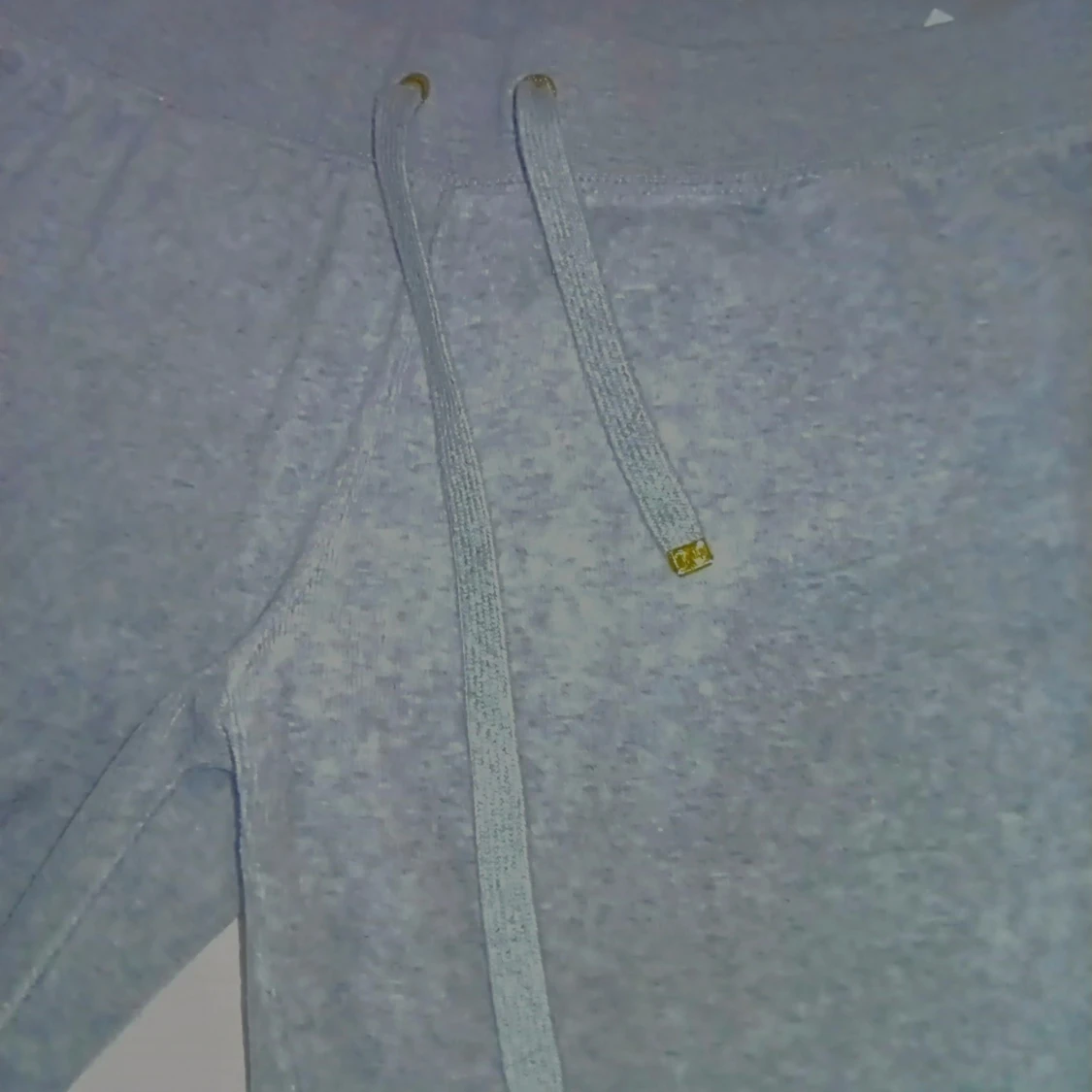 Mjukisbyxor i velour, låg midja, från Juicy Couture - 4