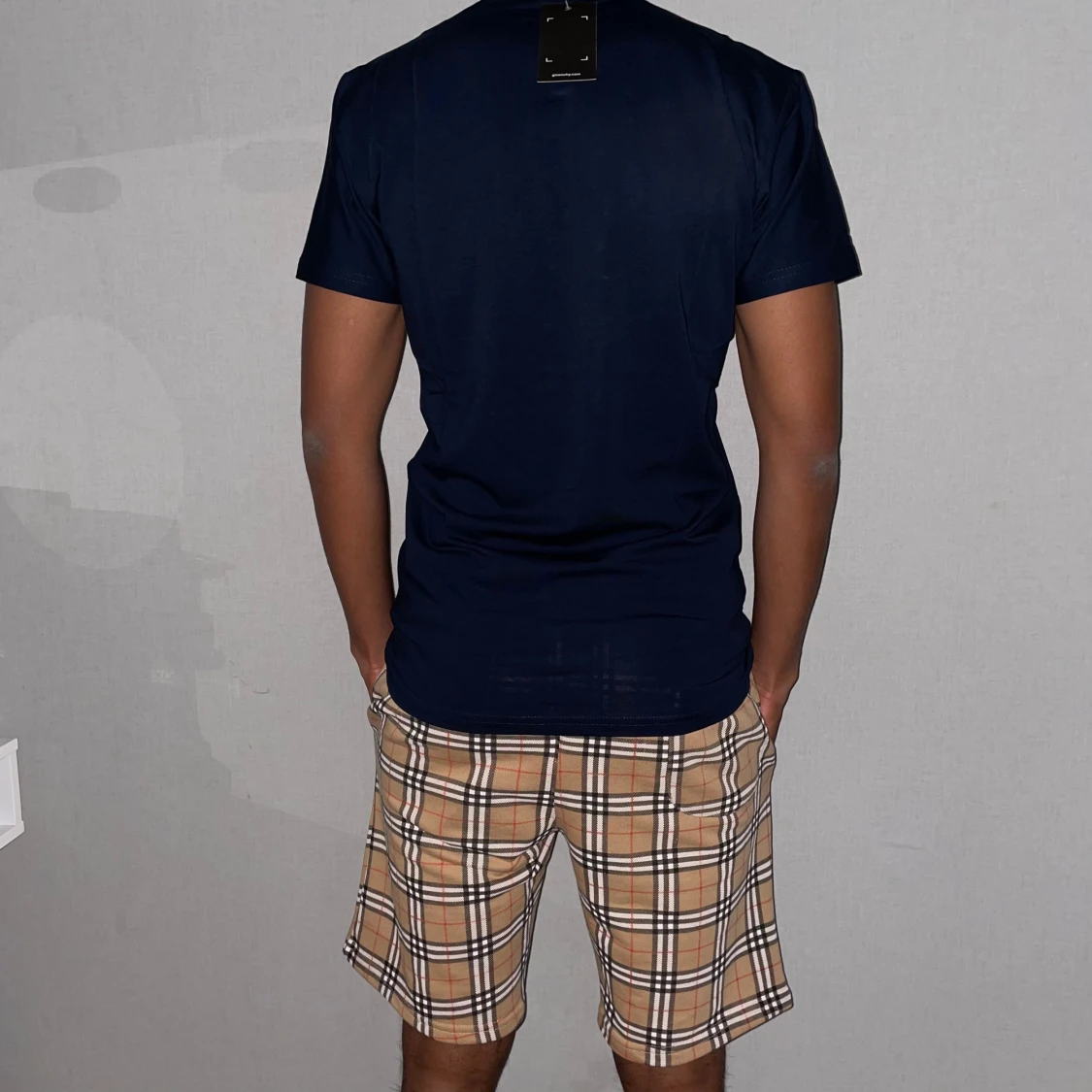 Givenchy paris t shirt storlek S  - 1