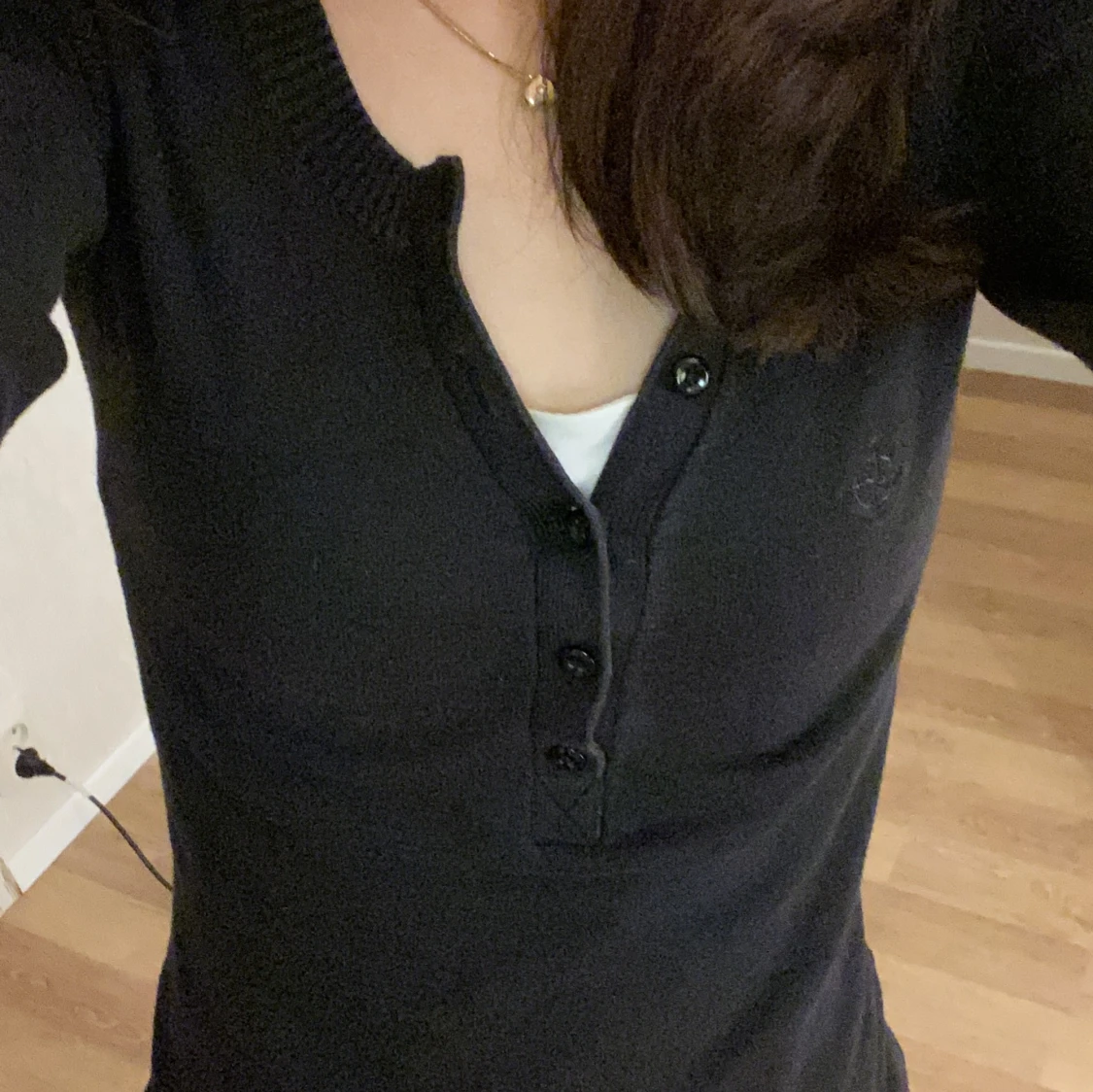 Svart långärmad tröja  - 3