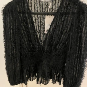 Blus från NA-KD  - Superfin blus som inte kommer till användning☺️