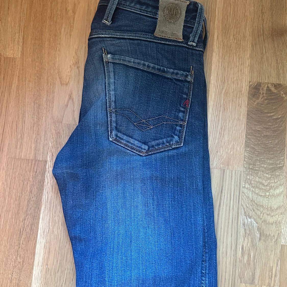 Blå jeansbyxor från Replay - 1