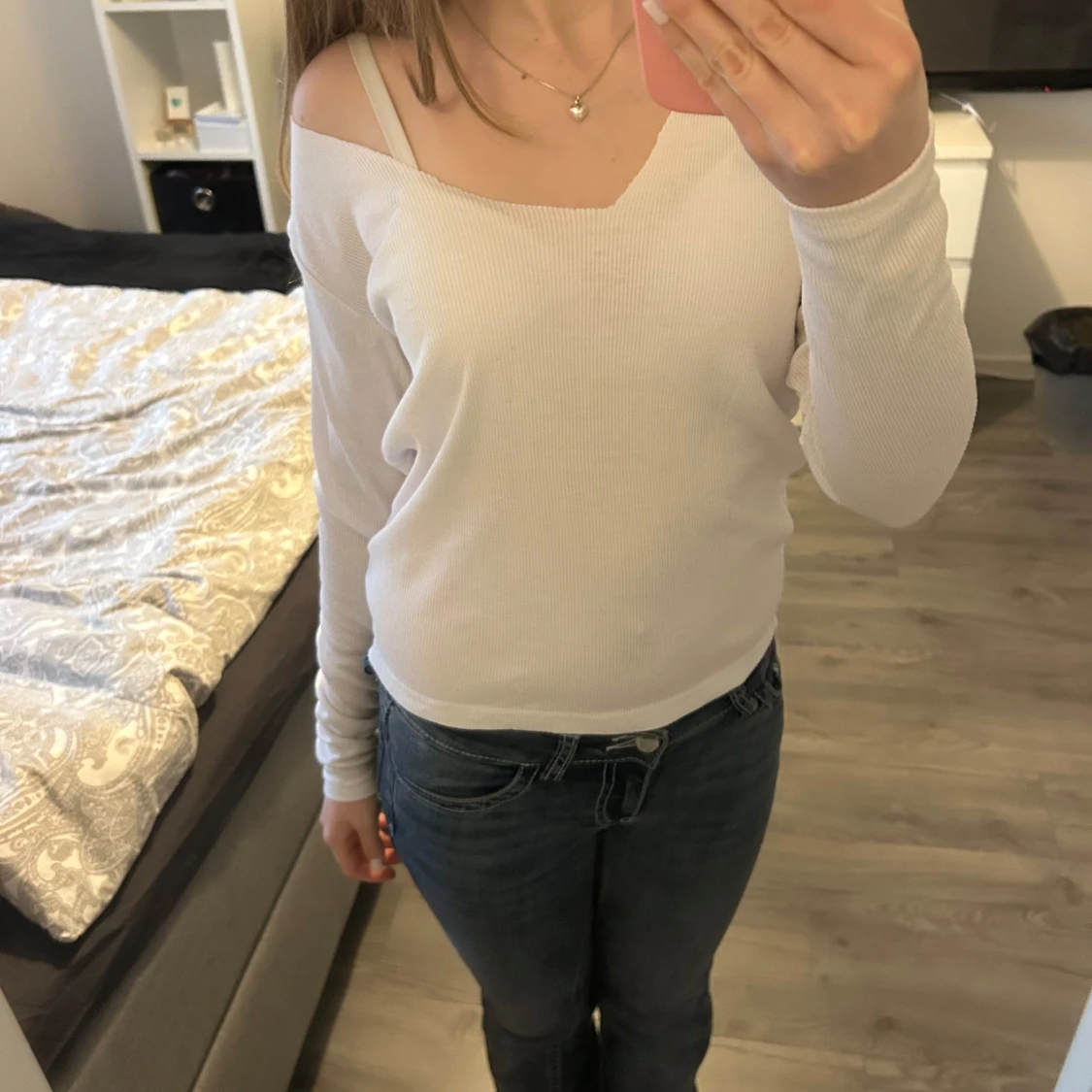 Vit ribbad långärmad topp - 1