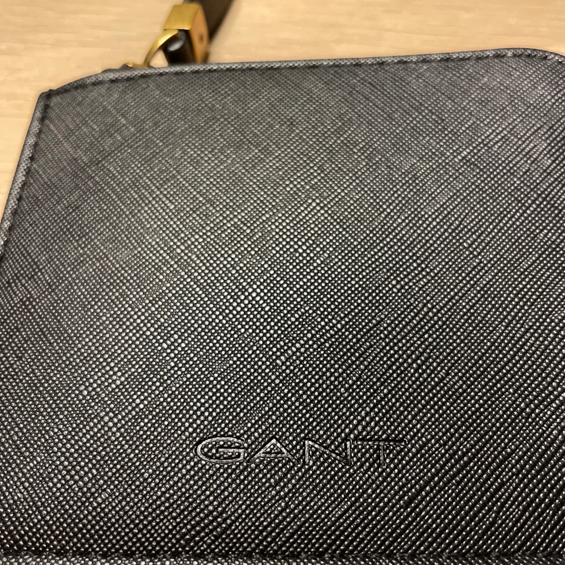 Svart plånbok från GANT - 1