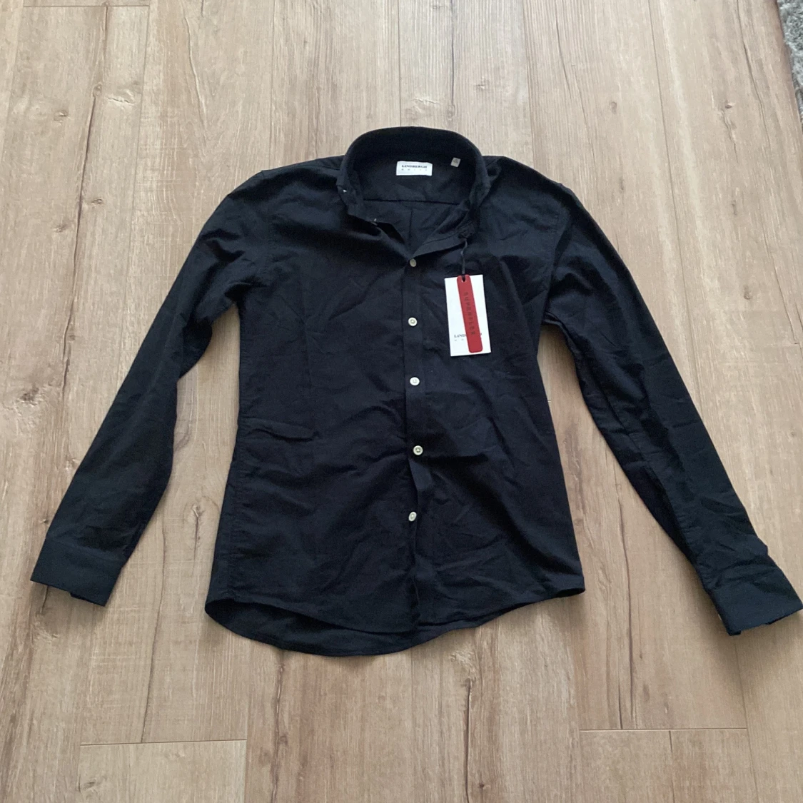 Svart skjorta från Lindbergh