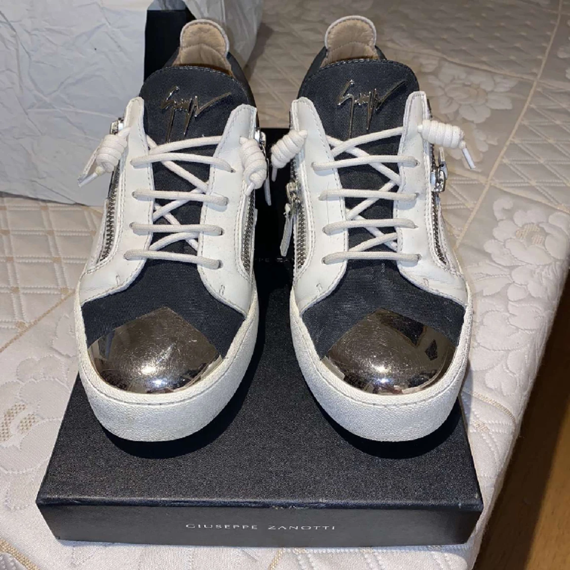 Giuseppe Zanotti  - 90