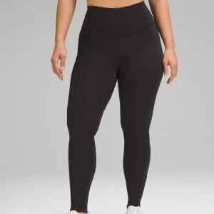 Lululemon tights  - Wunder Train Contour Fit High-Rise Tight 28" Slutsålda på Lululemons hemsida. Super sköna. Köpt för 1500kr 