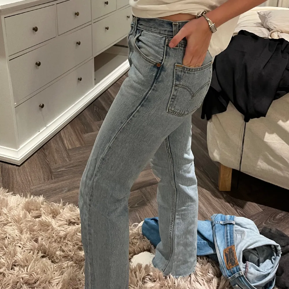 Levis 501 jeans . Jeans & Byxor.