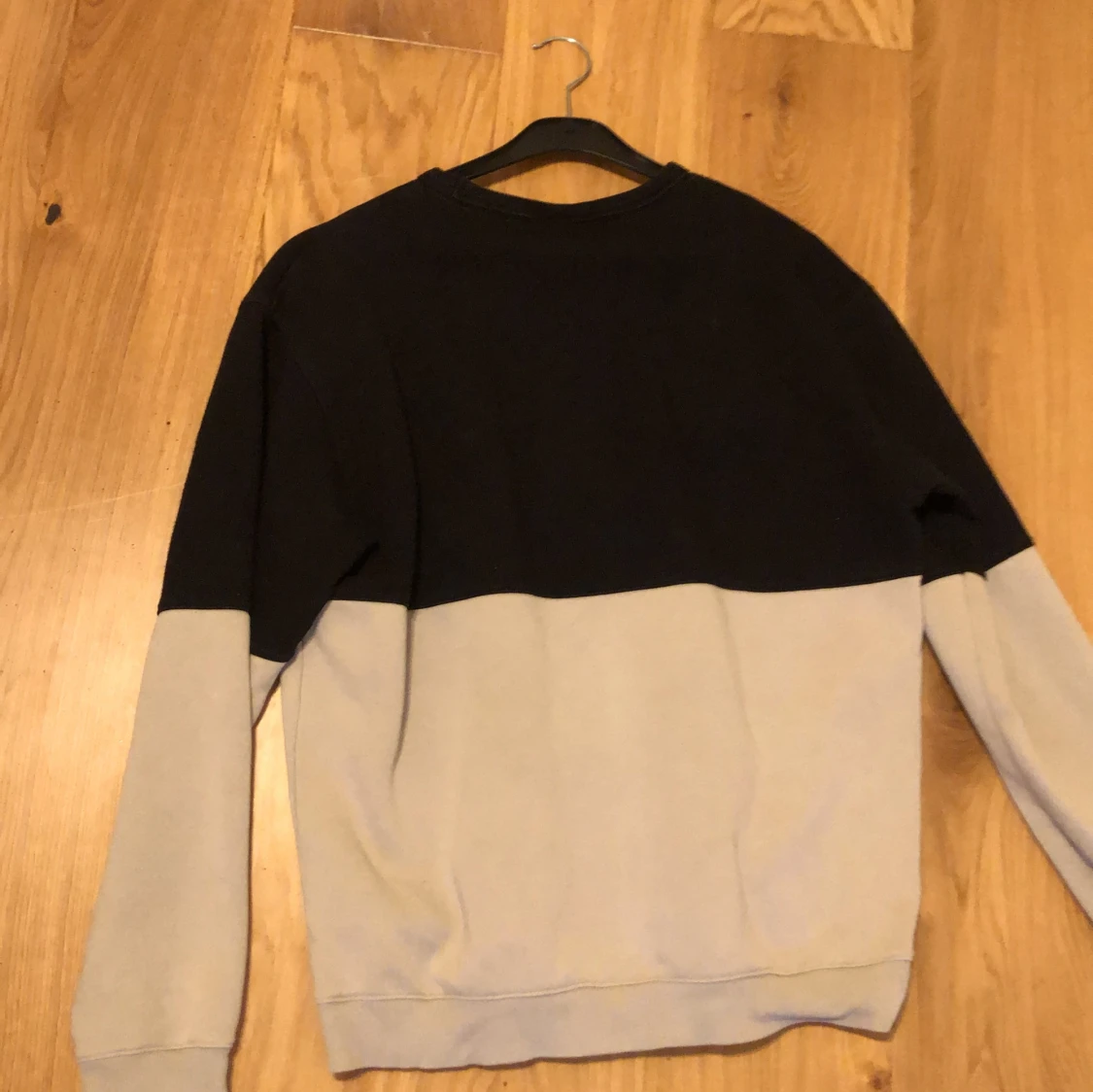 Sweatshirt  - 90