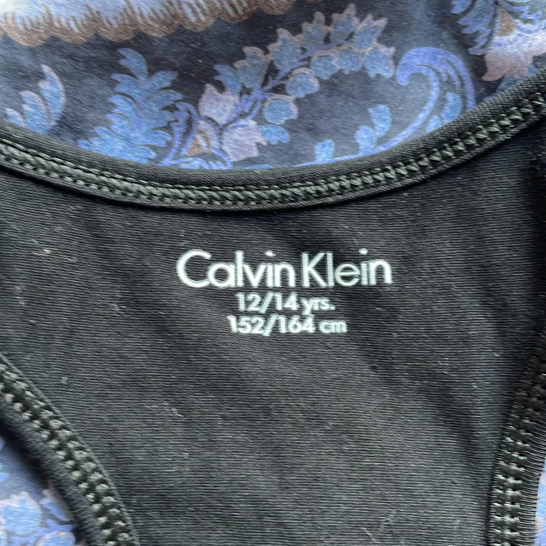 Calvin Klein toppar barn  - 93