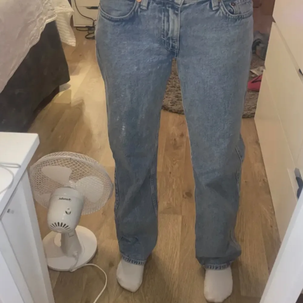Weekday jeans  Xs. Jeans & Byxor.