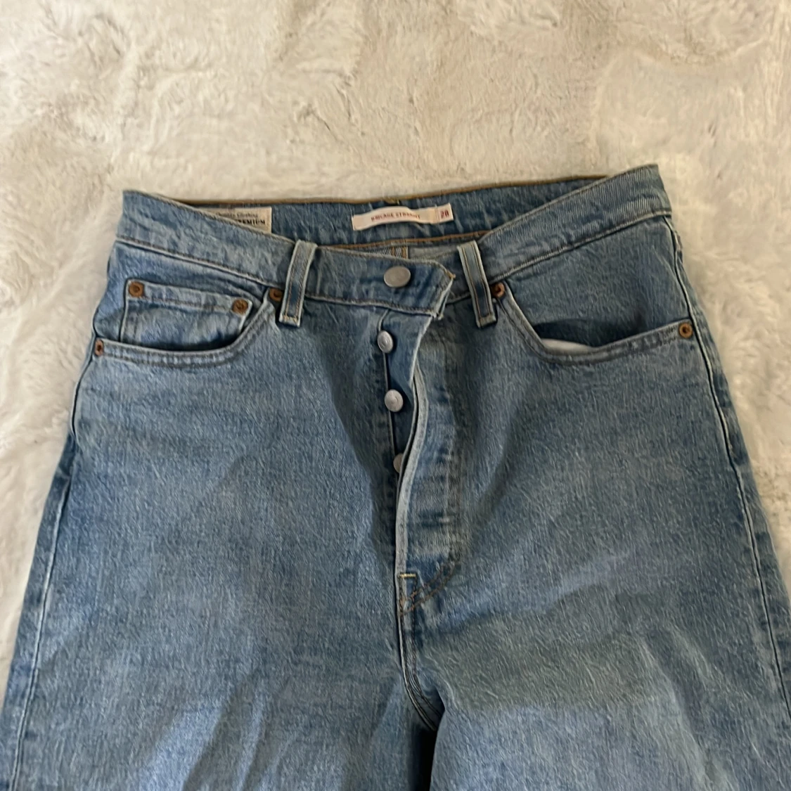 Levis jeans  - 90