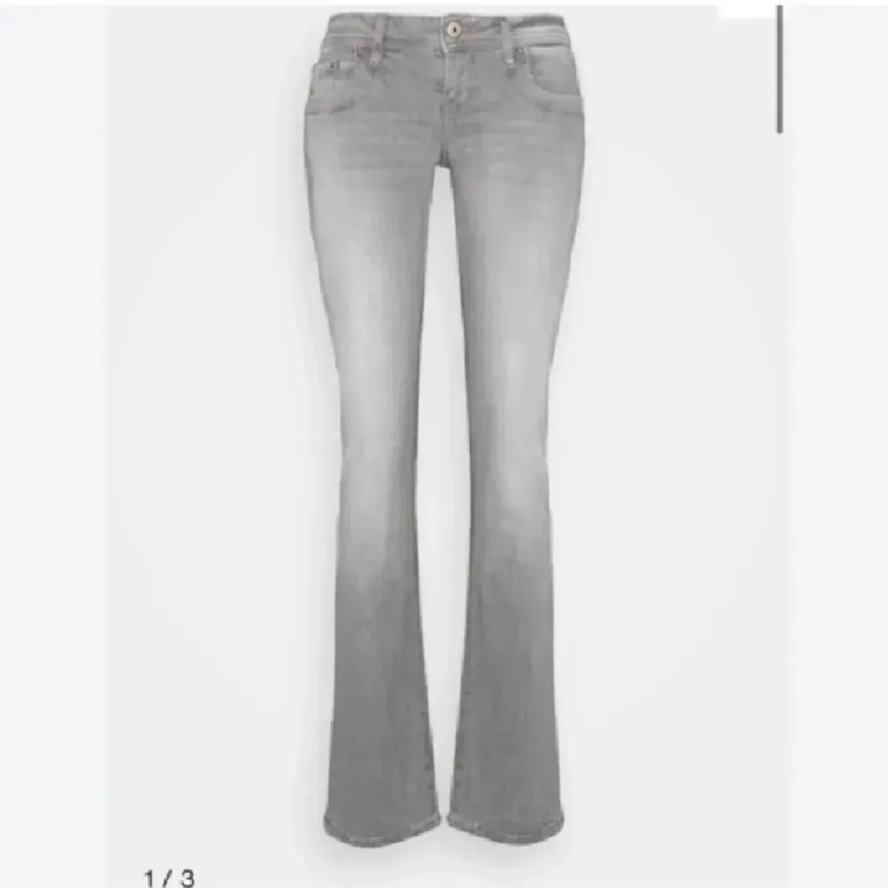 Byter gärna mina ljusgråa ltb jeans i 29x34 till 27x34!🥰🥰. Jeans & Byxor.