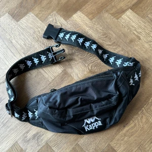 Kappa magväska - Magväska från kappa, aldrig använd 