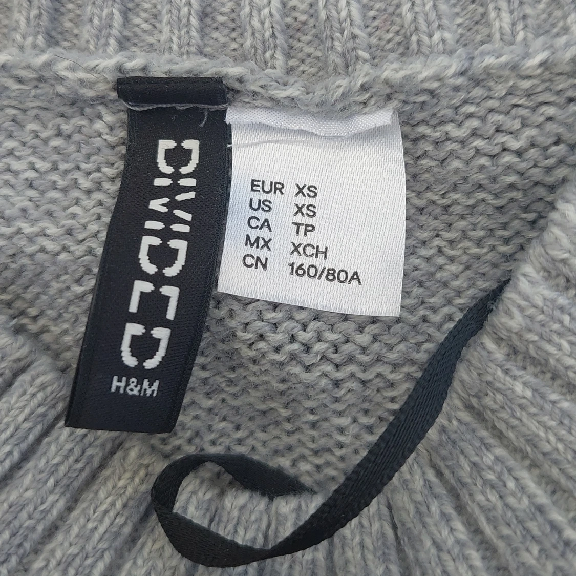 Grå stickat tröja - 90