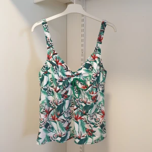 Topp - Bikini topp i nyskick 