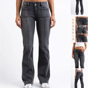 Gråa jeans från Madlady, storlek XS/XTRA TALL. Perfekta för mig som är 180cm, se bild 2, likadana jeans bara i blå. Använda 2 gånger, så som nya 🥰 