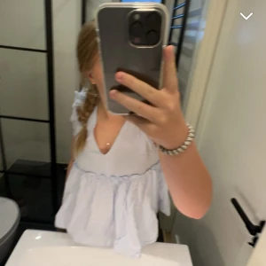 Blus - Blus från zara, gammalt märke💕Fint skick!