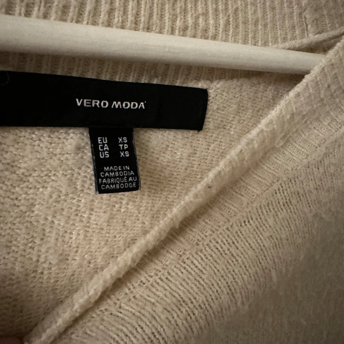 Beige stickad tröja  - 91