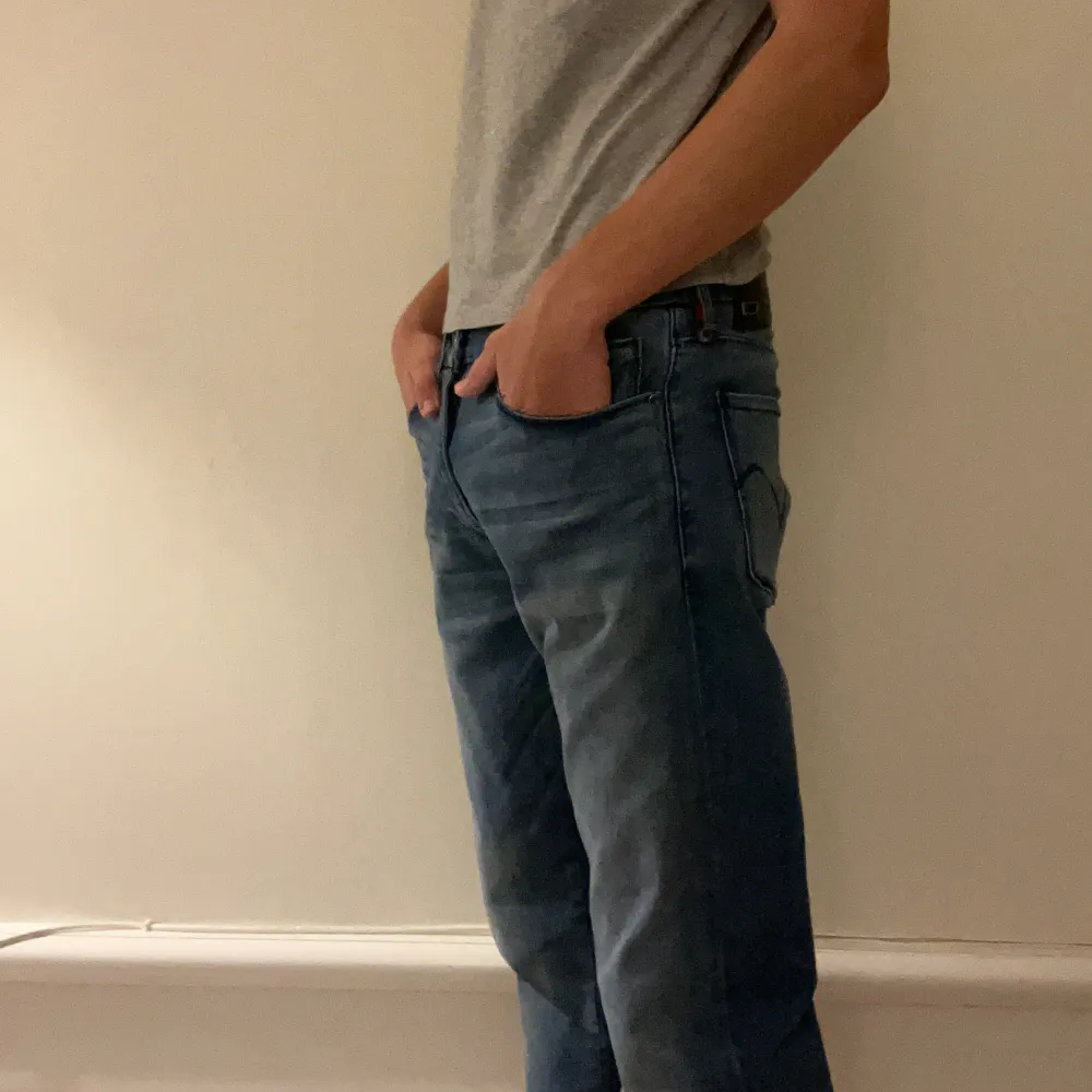 Levi’s jeans, 513, helt nya!. Jeans & Byxor.