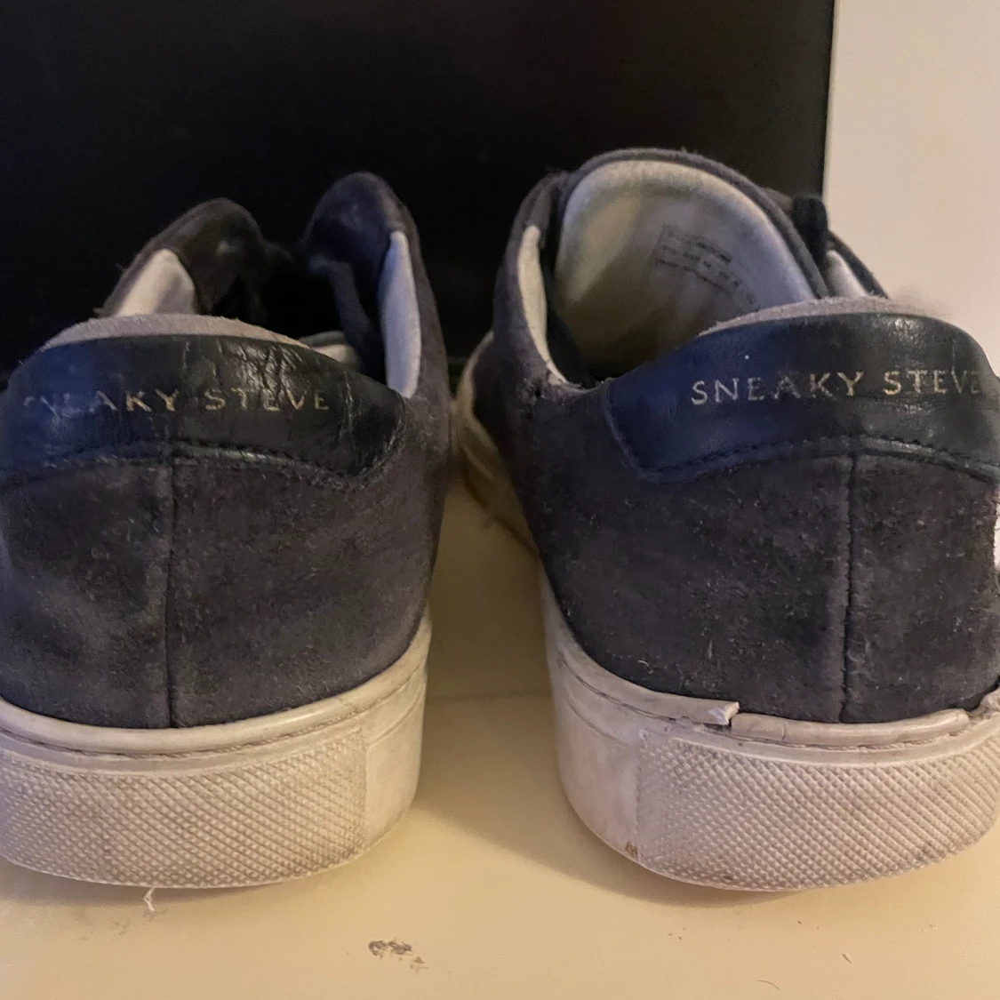 Sneaky steve skor - 91