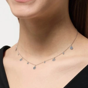 Äkta silver halsband 😍 HELT NY!!! - Äkta silver halsband i nytt skick! Har köpt så otroligt mycket smycken på senaste o h jag ville verkligen tycka om silver på mig själv men det är inget för mig tyvärr där av säljs majoriteten av det som jag köpt 🥲 köpt på ur och Penn mitt pris 99kr😍
