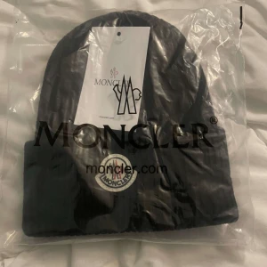 Moncler mössa  - Mössa