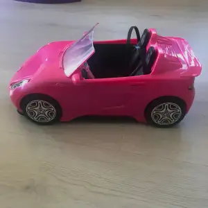 Barbie bil