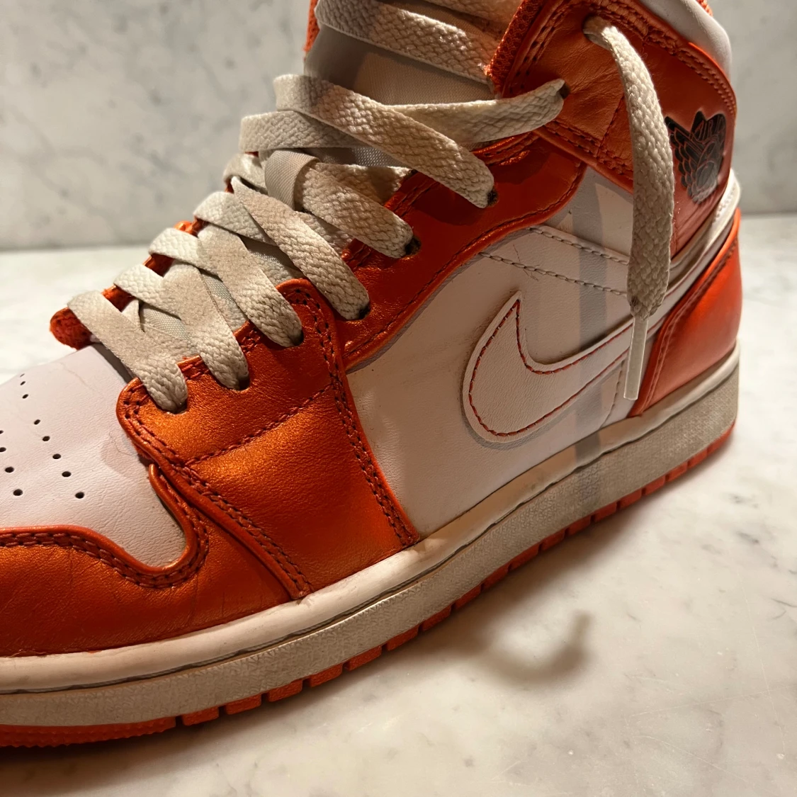 NIKE AIR JORDAN 1 RETRO MID  - 90