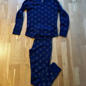 Pyjamasset  - Storlek s