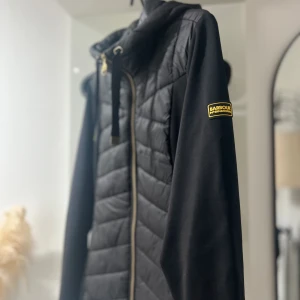 Barbour jacka  - Fin jacka från märker barbour