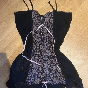 Nattlinne - Jättefint nattlinne/meshtop, står ingen storlek❤️