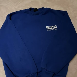 Sweatshirt  - Jätte fin tröja som aldrig har används 