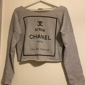 Grå tröja - Grå tröja använt som ny