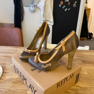 Klackskor - Använda bara en gång 