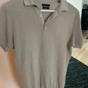 Snygg piké från Massimo dutti - Snygg pike från Massimo dutti🌟💫I nyskick utan några som helst defekter!!