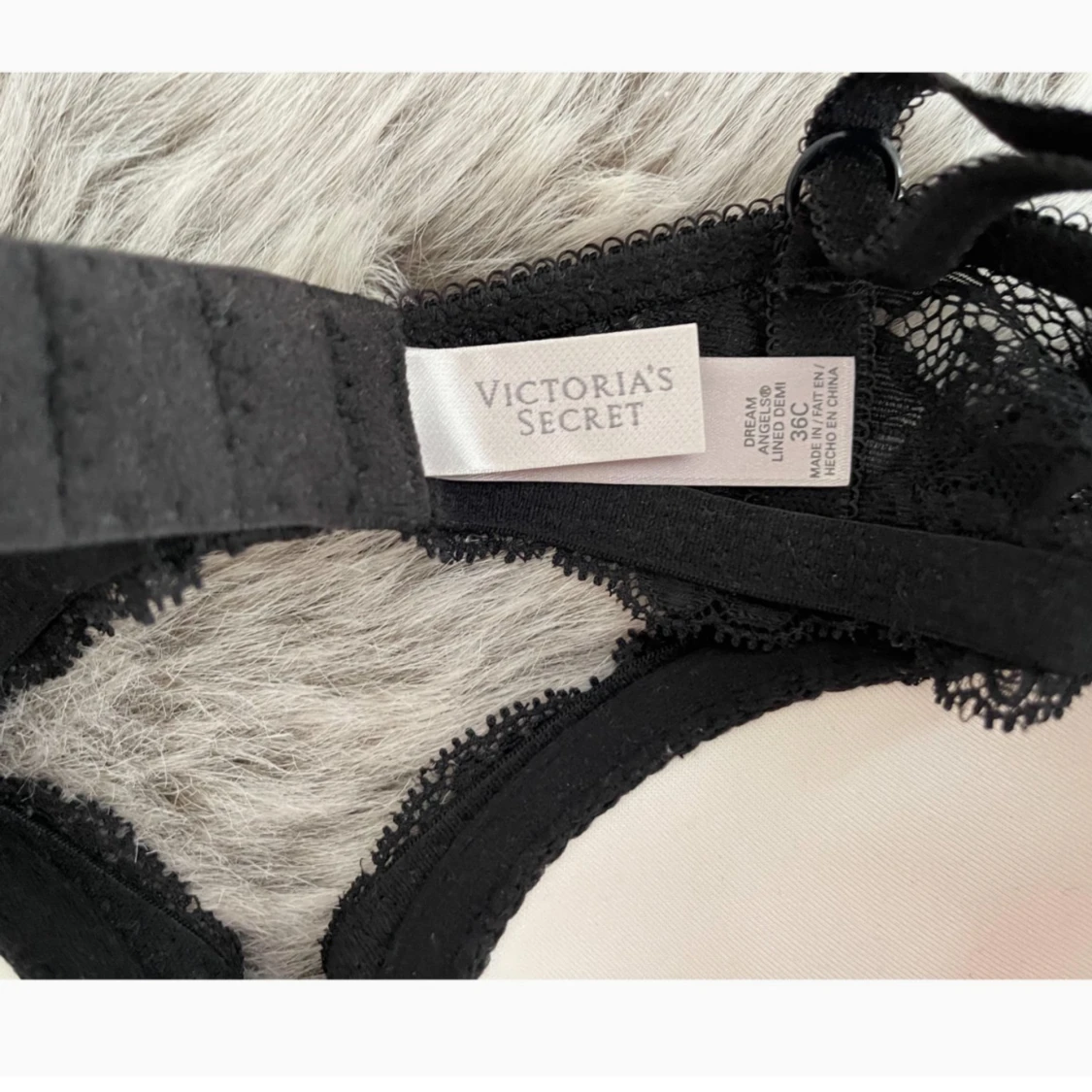 Victoria’s Secret - Lätt Vadderad Spets BH - 91