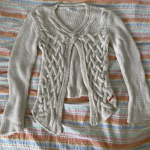 DKNY  - Storlek 16 men uppskattad M