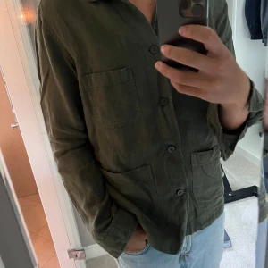 A days march overshirt - Fint skick storlek Large. Nypris runt 1000. 