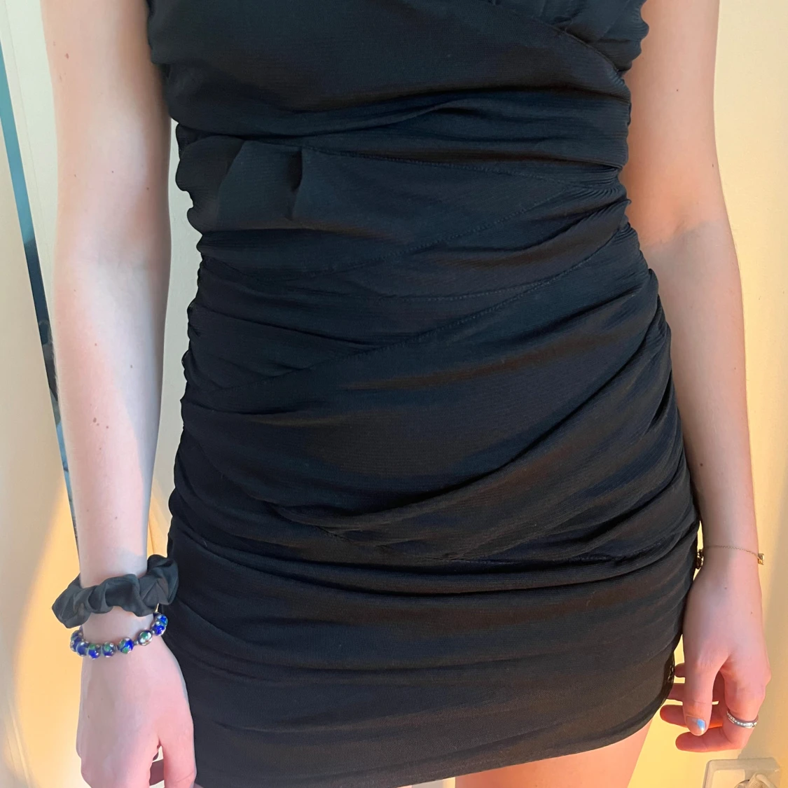 Svart klänning 🖤✨ - 90