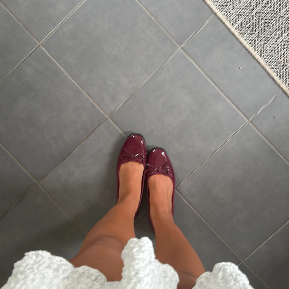 Vinröda ballerina - 90