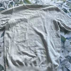 Topp - Fin bomulls t-shirt från hm💛💛💛