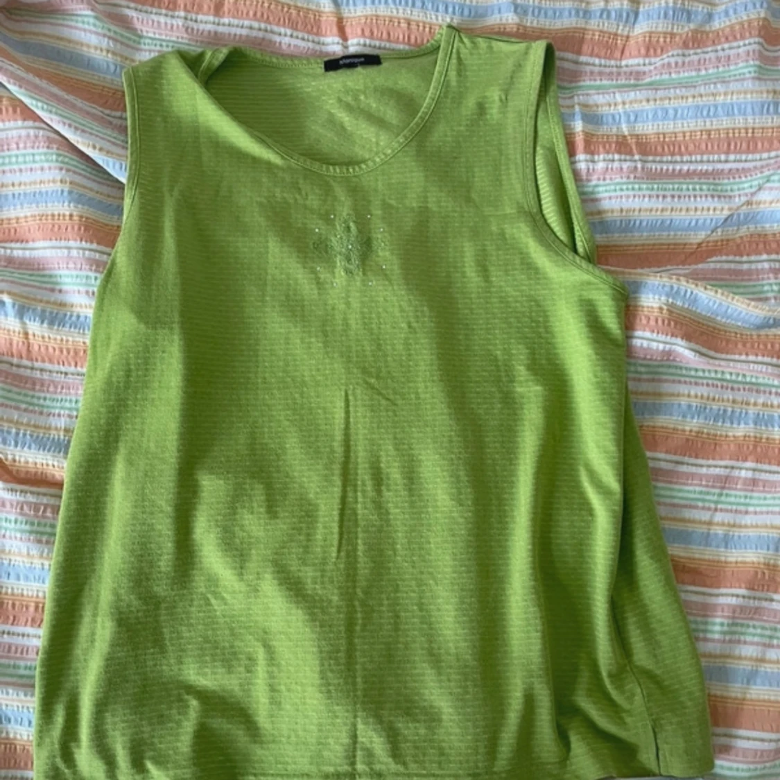 Grönt linje med detalj