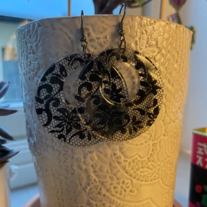 Vintage örhängen - Super fina örhängen, använt 1 gång. 